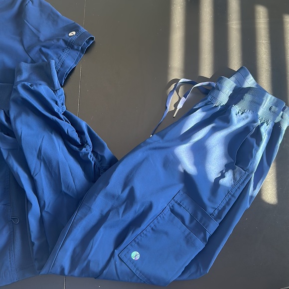 Size small navy blue scrubletics scrubs - Picture 2 of 3